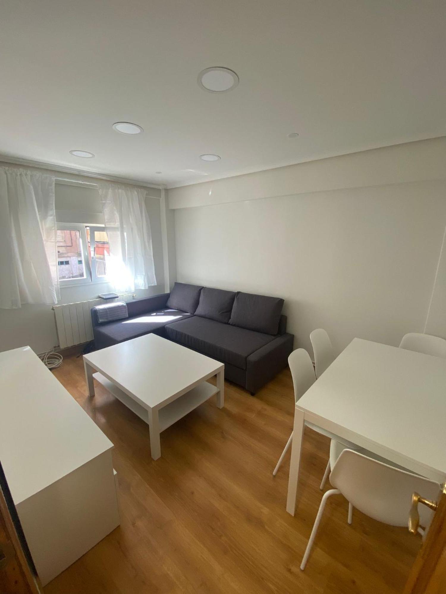Apartamento En El Centro - Cercano A La Playa Apartment Santander Bagian luar foto