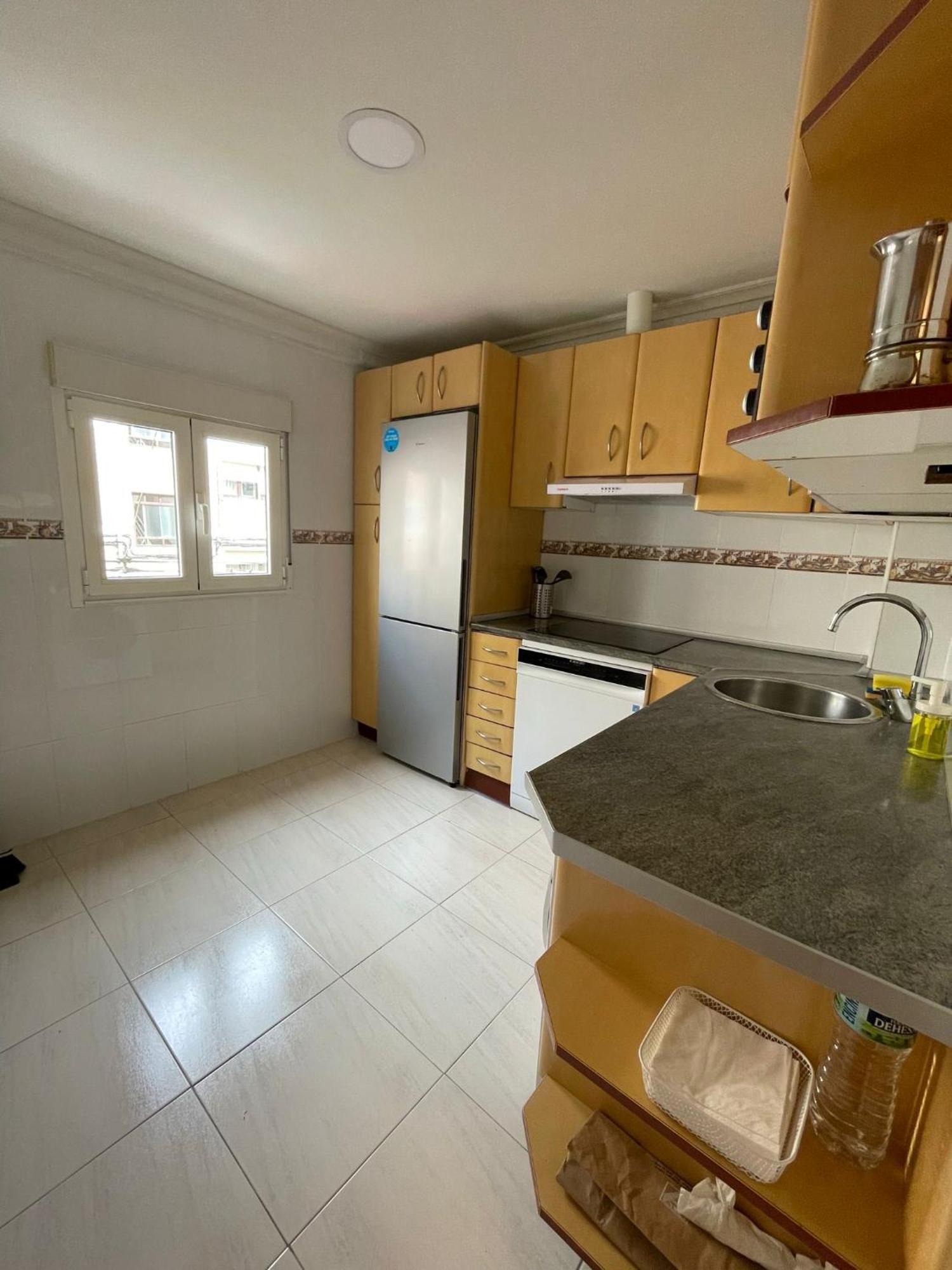 Apartamento En El Centro - Cercano A La Playa Apartment Santander Bagian luar foto